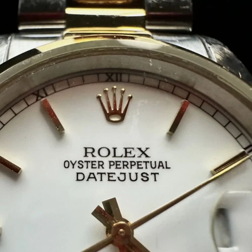 Rolex Datejust 36mm – 18k Gold & SS | Smooth Bezel & White Baton - Picture 5 of 17